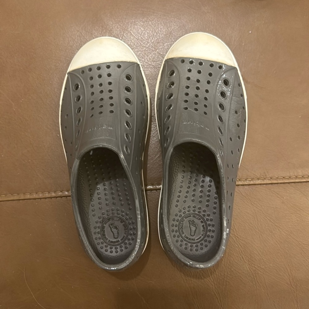 Shiny Silver size 11 natives